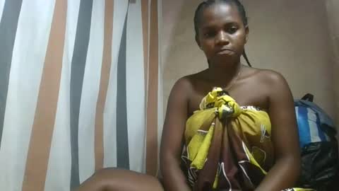 mmmmfelicinee online show from March 21, 12:21 pm