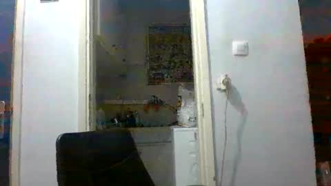 Snapshot of mmpempis81 chatting on March 2, 4:53 pm mmpempis81 online show from March 2, 4:53 pm