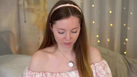 moan_elisa online show from May 2, 3:56 am