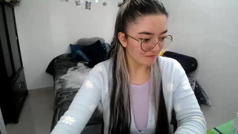 Snapshot of mocca_117 chatting on September 23, 1:49 pm Sam online show from September 23, 1:49 pm