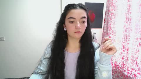 Sam online show from May 4, 12:33 pm