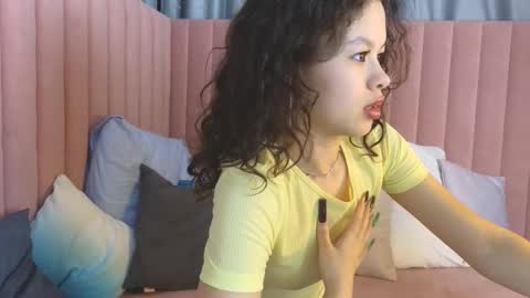 moco_choco online show from March 6, 1:26 am