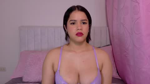 zoe ross online show from February 9, 8:44 pm