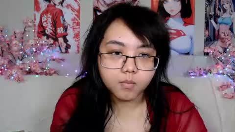 Molly online show from June 16, 5:00 am