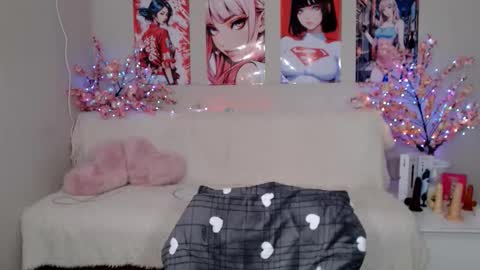 Molly online show from March 15, 6:18 am