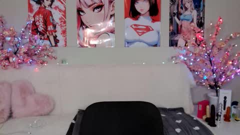 Molly online show from March 3, 7:26 am