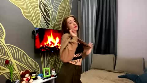 My name is Eda online show from March 9, 1:49 pm