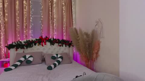 Molly online show from January 12, 11:36 pm