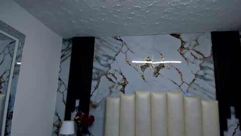 Hey Guys  Im Mollie online show from January 10, 11:59 am