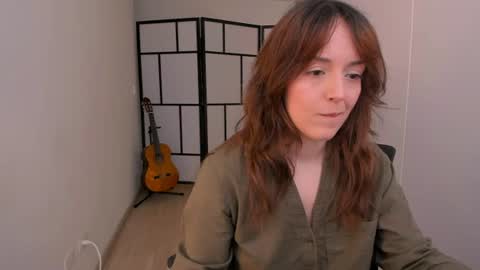   MOLLY   online show from June 22, 5:20 pm