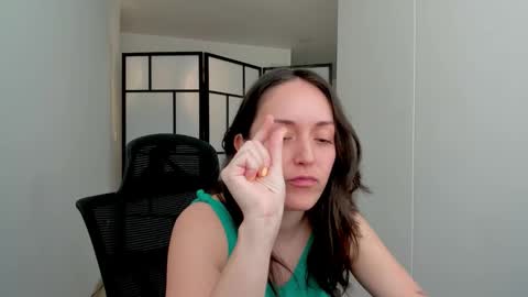   MOLLY   online show from December 3, 4:18 pm