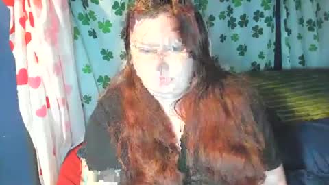 molly_moons online show from June 27, 1:33 am