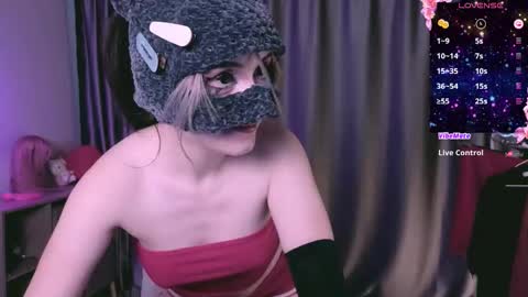 Molly online show from March 19, 11:26 am