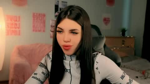 Molly online show from April 28, 4:06 am