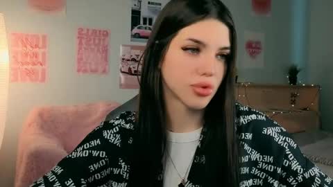 Molly online show from April 30, 3:33 am