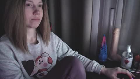 I have new photos come and see with love Molly online show from February 24, 6:58 pm