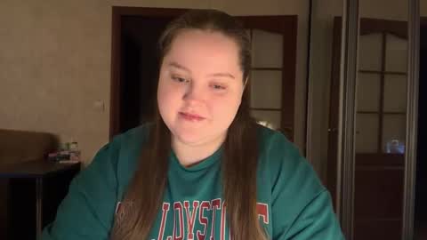 Alice online show from April 18, 6:32 pm