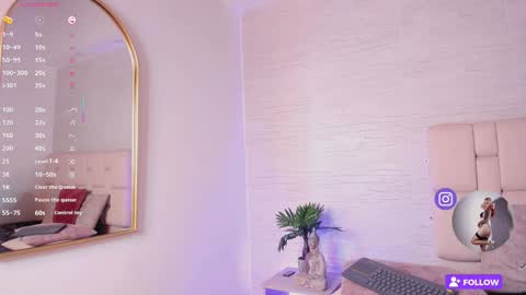 mollycb online show from November 27, 5:04 am