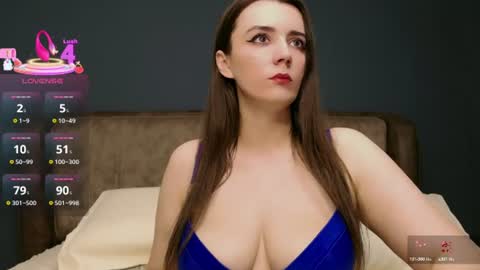 Molly online show from June 14, 8:33 pm