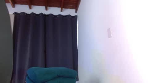  MOLLY  GUNSG online show from July 17, 5:37 pm