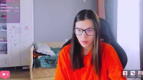  KIRA  online show from February 24, 5:54 am