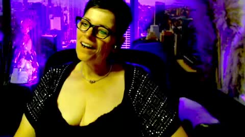 MollySun Nina Randmann online show from July 12, 5:27 pm