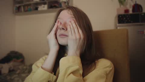 mollytucker online show from January 5, 4:06 pm