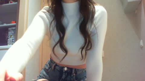 Hailey online show from December 22, 5:44 am