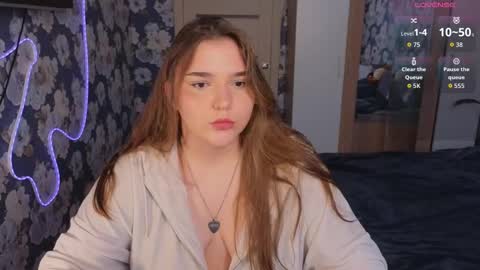 Leah online show from February 25, 11:47 am