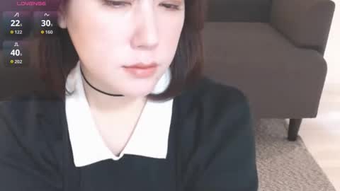 Momo online show from May 1, 1:10 am