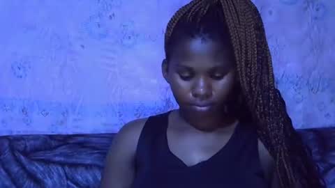 momsdoll online show from January 19, 4:28 pm