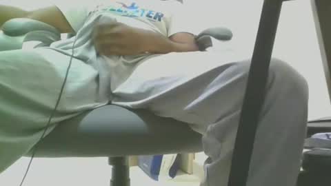 Mommy Lover online show from March 18, 9:31 pm