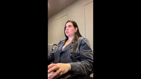 Mona online show from November 13, 1:14 pm