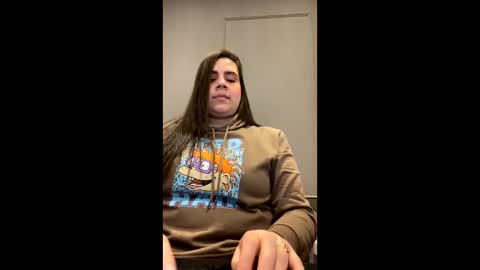 Mona online show from November 14, 1:24 pm