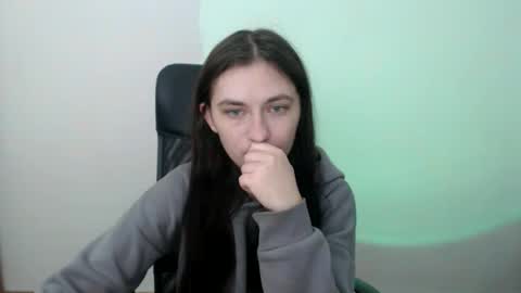 monakali online show from November 27, 8:55 am