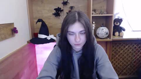 monakali online show from November 12, 10:28 am