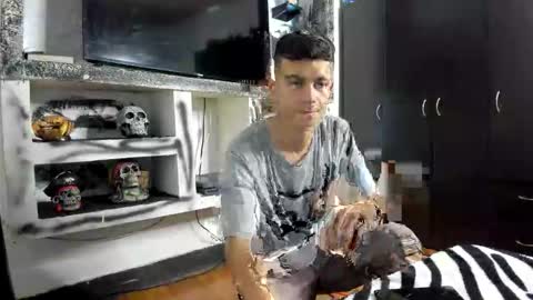 nicolas online show from March 15, 2:16 am