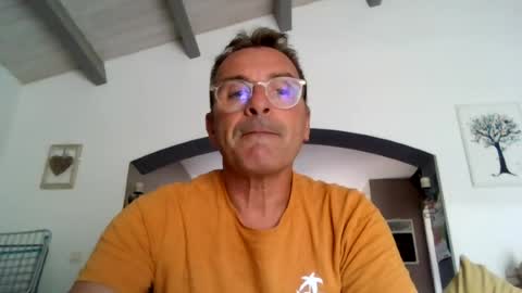 mondess69 online show from August 1, 1:13 pm