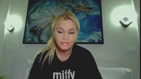 Monica online show from May 2, 3:23 am