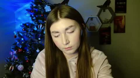 sweet girl and shine body online show from November 20, 12:15 pm