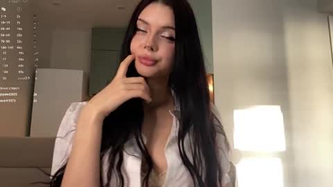 monika_mikado online show from April 17, 2:30 pm