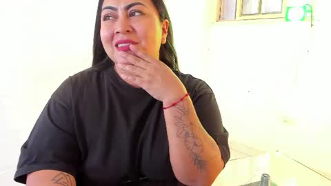monikk__harrison online show from July 13, 6:44 pm