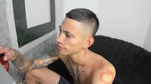 monkeyd_66 online show from February 27, 4:43 pm