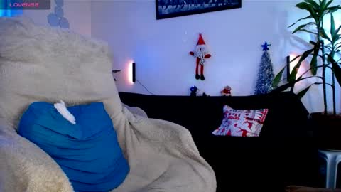 monnojones online show from December 29, 9:30 pm