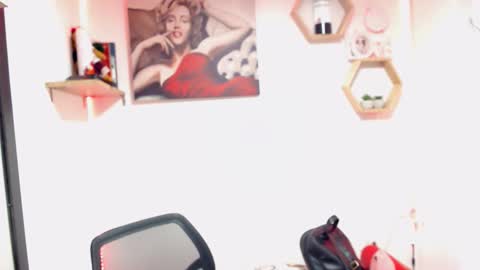 Snapshot of monserrat_diva chatting on October 5, 5:42 pm monserrat_diva online show from October 5, 5:42 pm