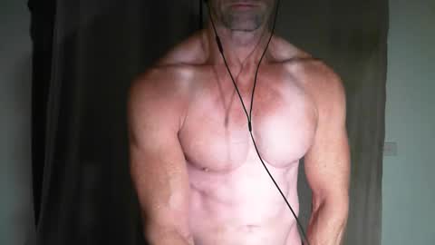 Snapshot of monsterdildos chatting on October 21, 10:09 am monsterdildos online show from October 21, 10:09 am