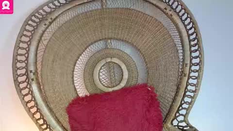 Linda Darling online show from February 4, 3:27 pm