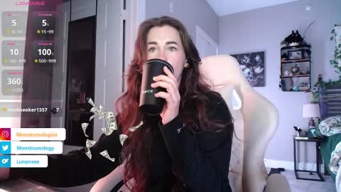 Snapshot of monstrumologist chatting on December 5, 1:09 am Lydia Mooney online show from December 5, 1:09 am