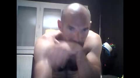 montmasse online show from April 23, 7:15 pm