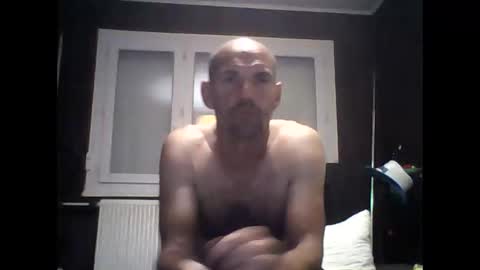 montmasse online show from April 22, 8:49 pm